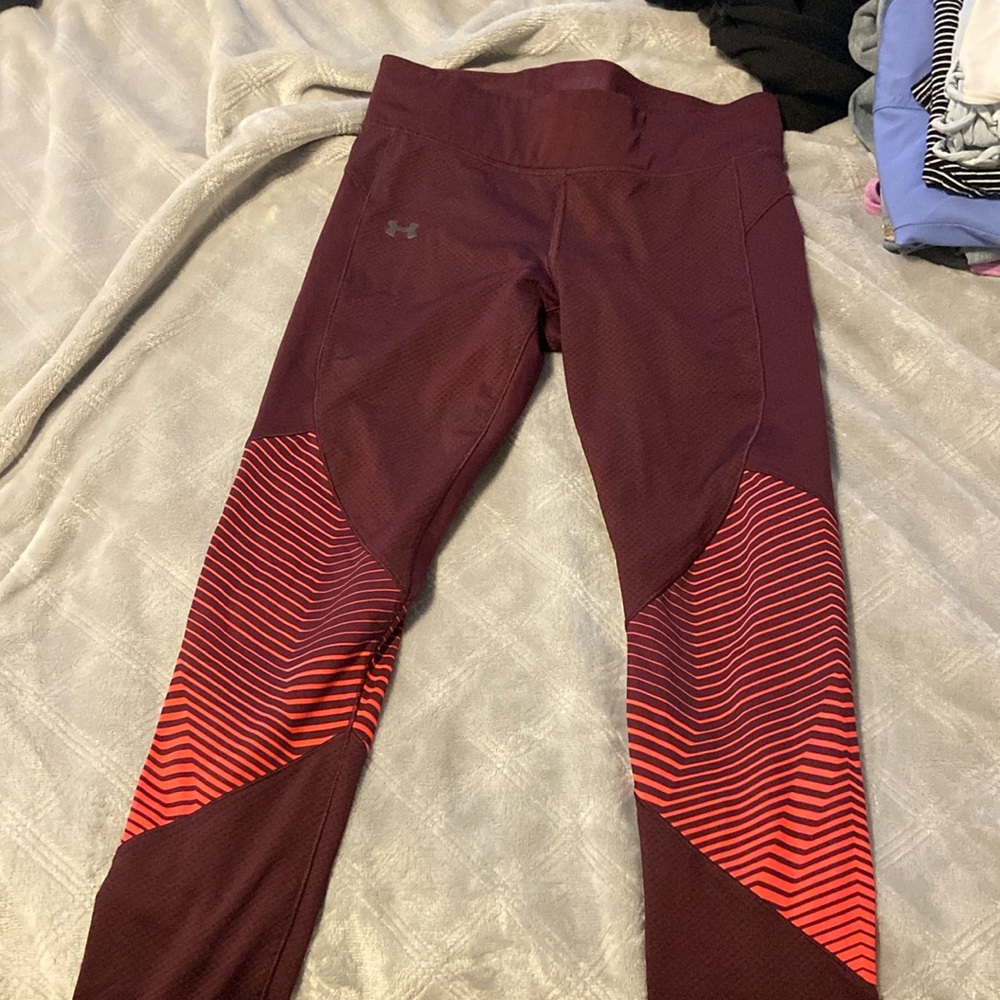 Under armor maroon and orange leggings